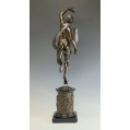 Antique French Bronze Sculpture of Fortuna by L. V. Robert ( 1821-1824 ) image 3